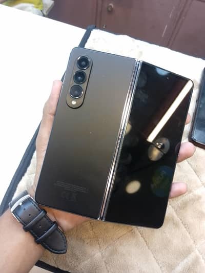 Samsung fold 4 NON PTA 12 512