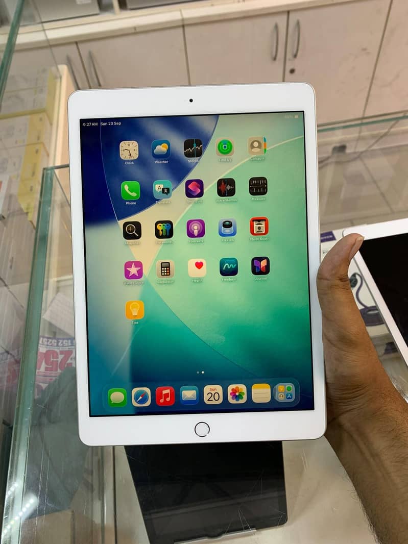 IPAD 8TH GEN 8/128 0