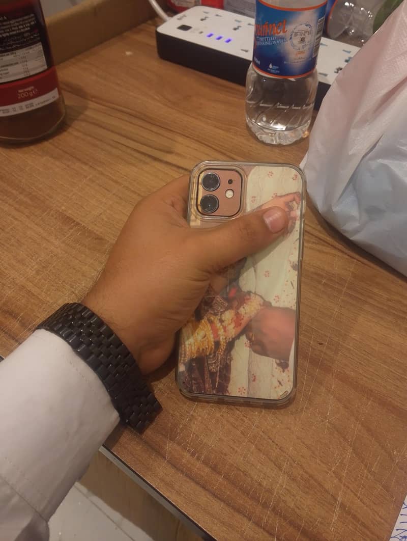 Apple iPhone 12 1