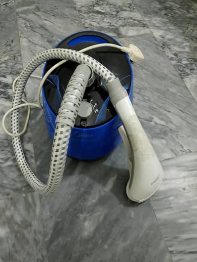Midea garment steamer