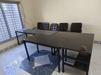 Office Chair & Tables