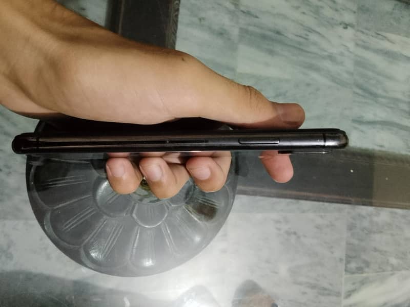 Apple iPhone X 1