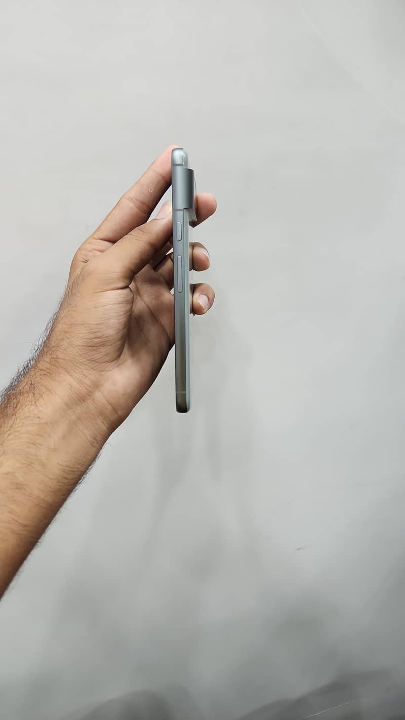 Google Pixel 8 3