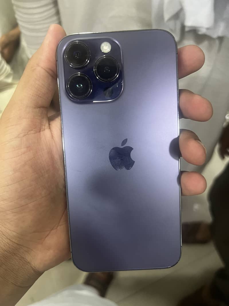 Apple iPhone 14 Pro Max 3