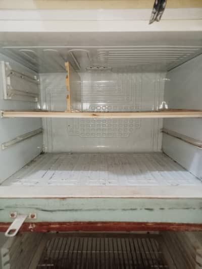 used fridge for sale good cooling far sale 15000