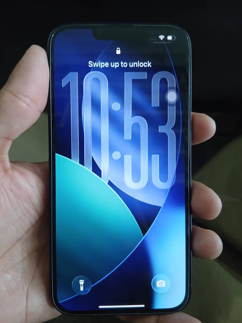 Apple iPhone 13 3