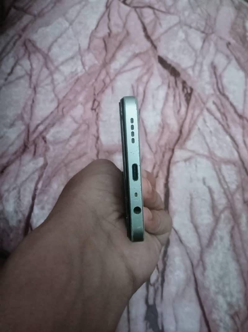 Realme Note 60x 4