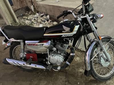 Honda CG 125 Special Edition 2025 | Self Start | 10,050 KM | Genuine