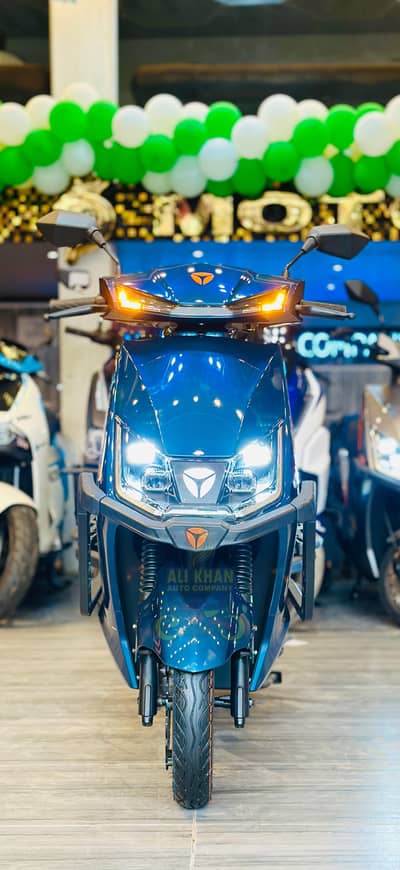 Scooty Kings Yadea Metro Evee Evon Okla EV Female Ramza