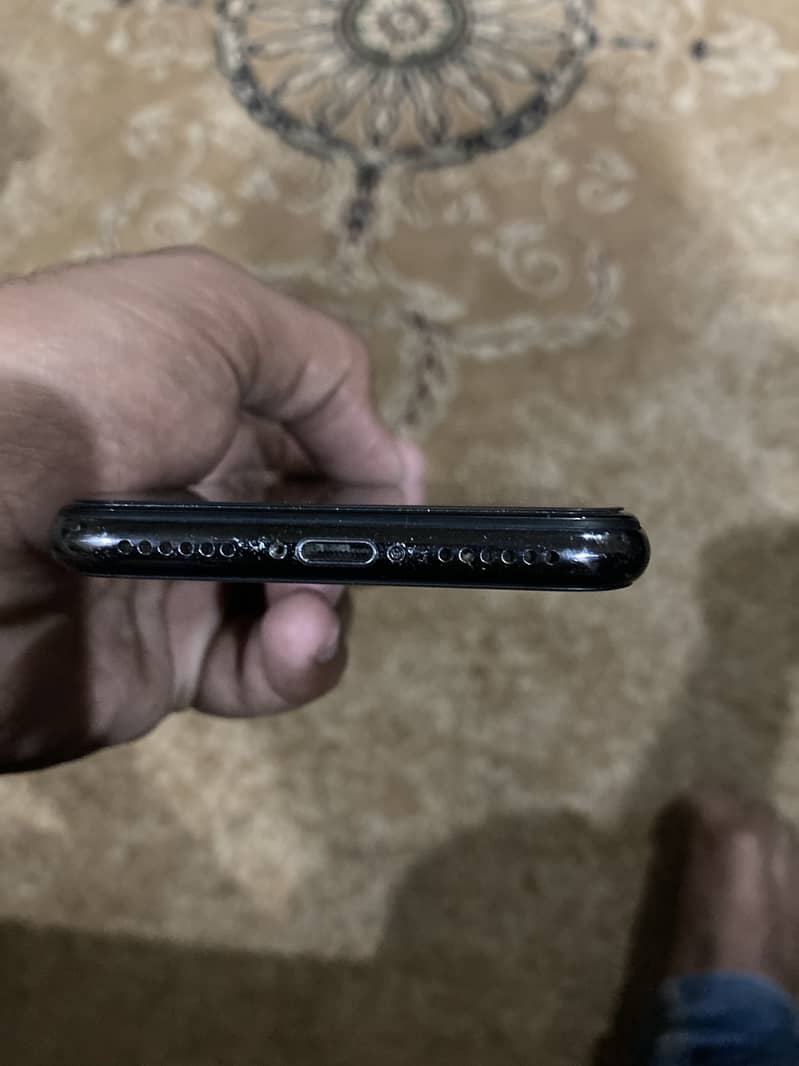 Apple iPhone X 3