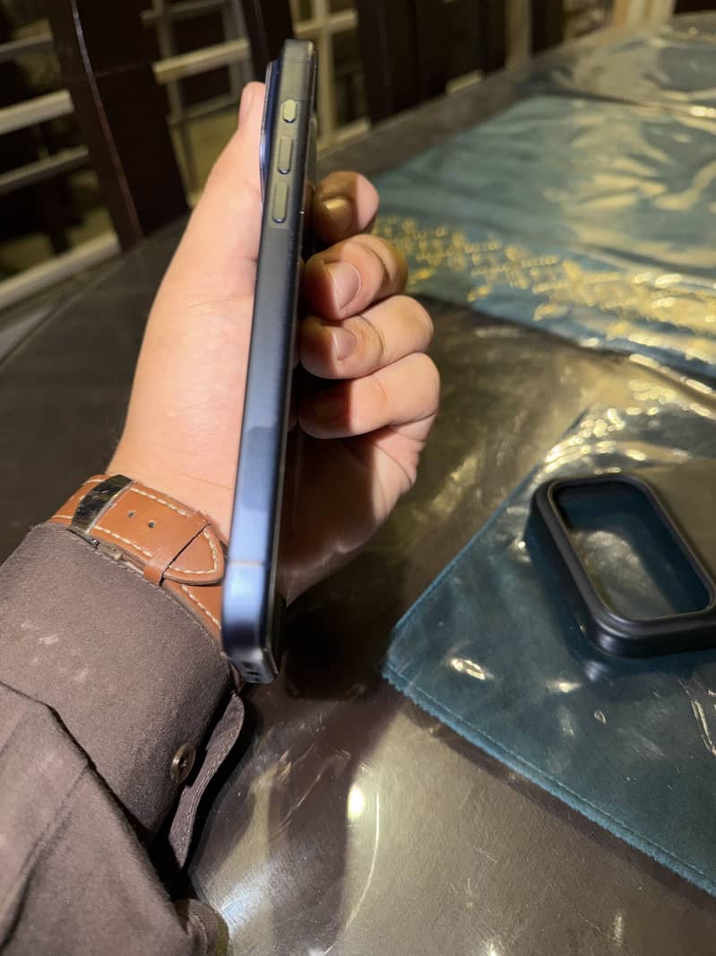 Apple iPhone 17 Pro Max 0