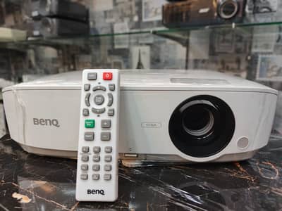 Projectors & Projection Screens all sizes available