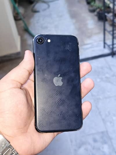 Apple iPhone SE