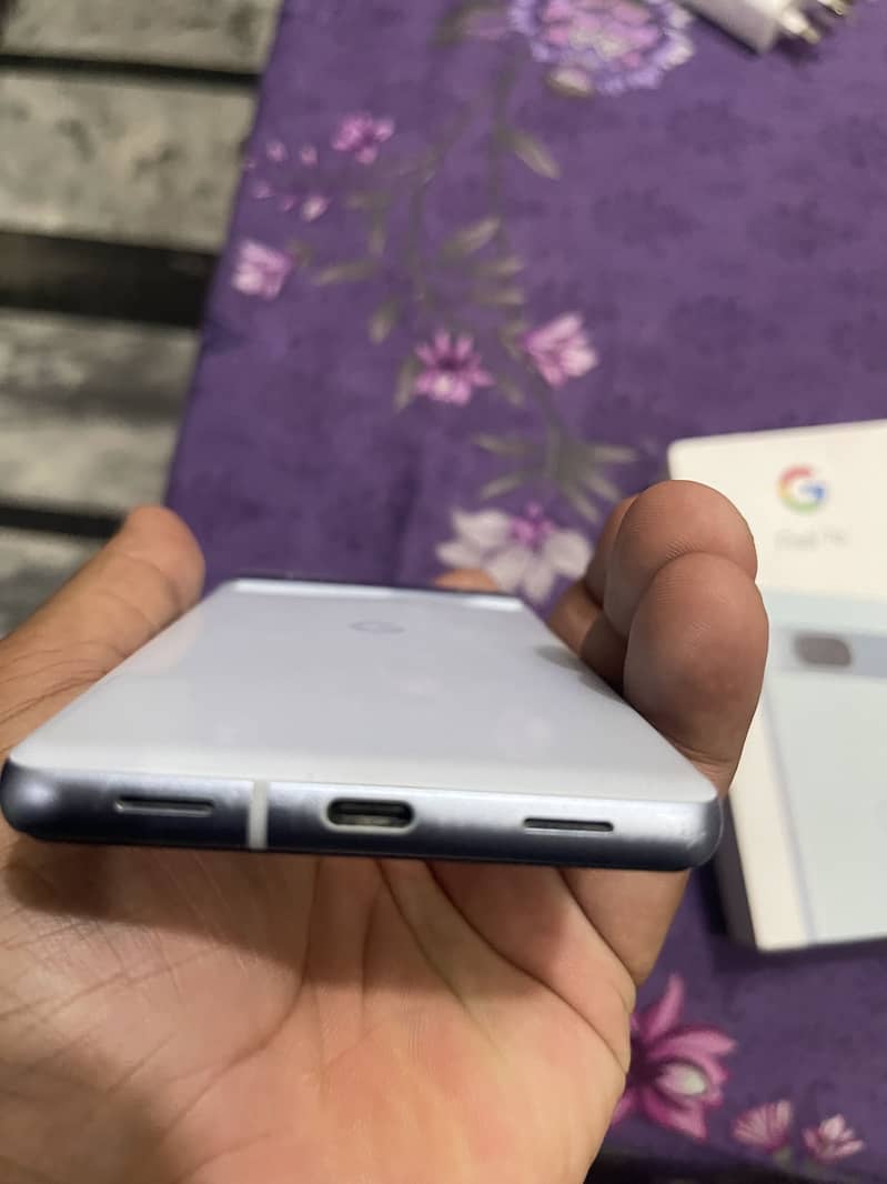 Google Pixel 7a 3