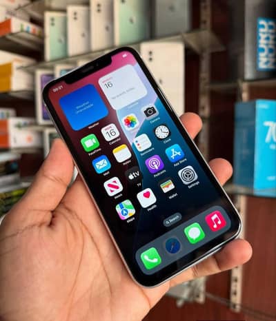 Apple iPhone XR 128 GB PTA approved