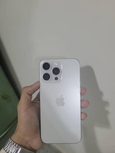 Apple iPhone 15 Pro Max