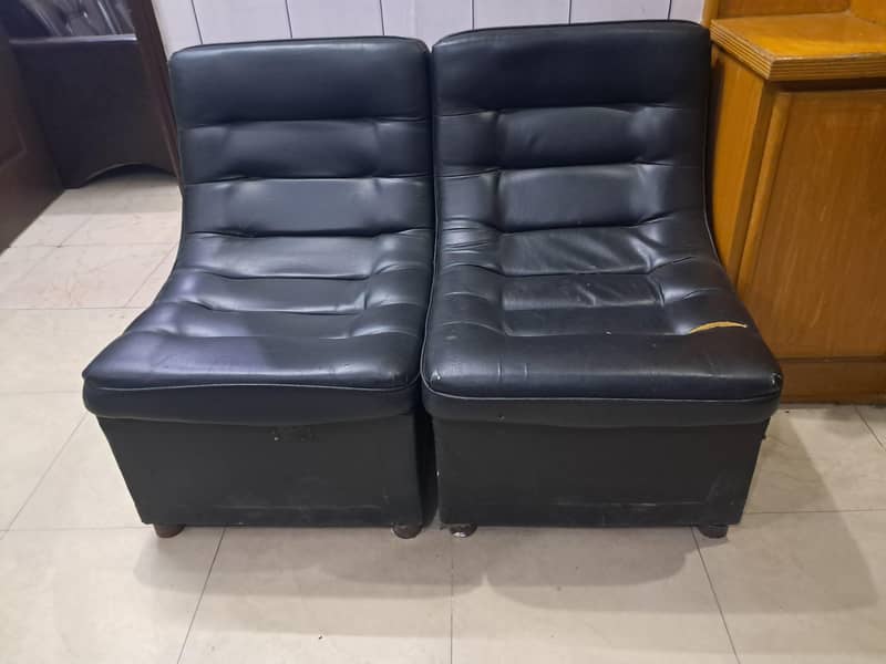 2 Chairs + 2 Sofas 0