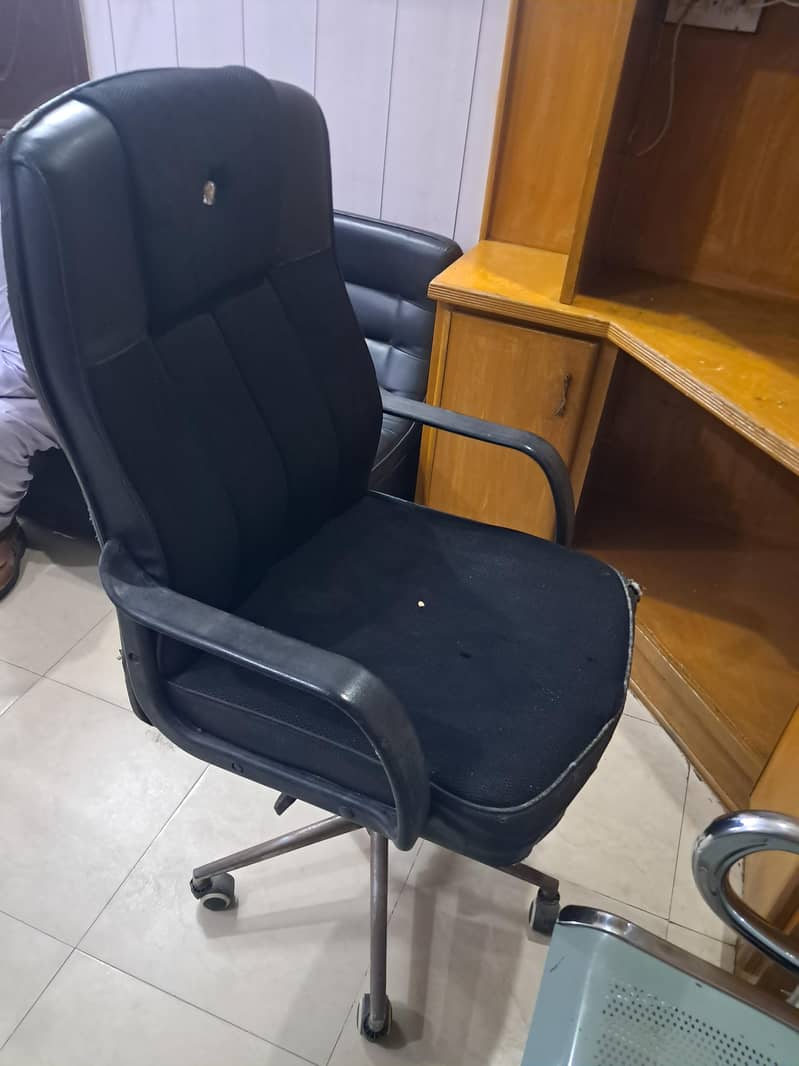 2 Chairs + 2 Sofas 1