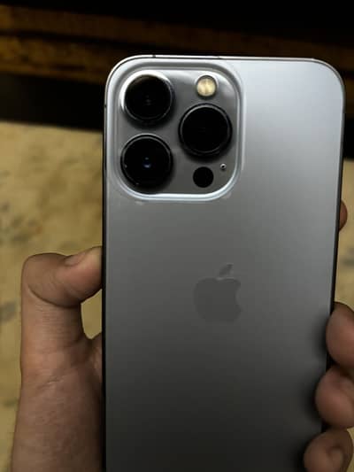 Apple iPhone 13 Pro