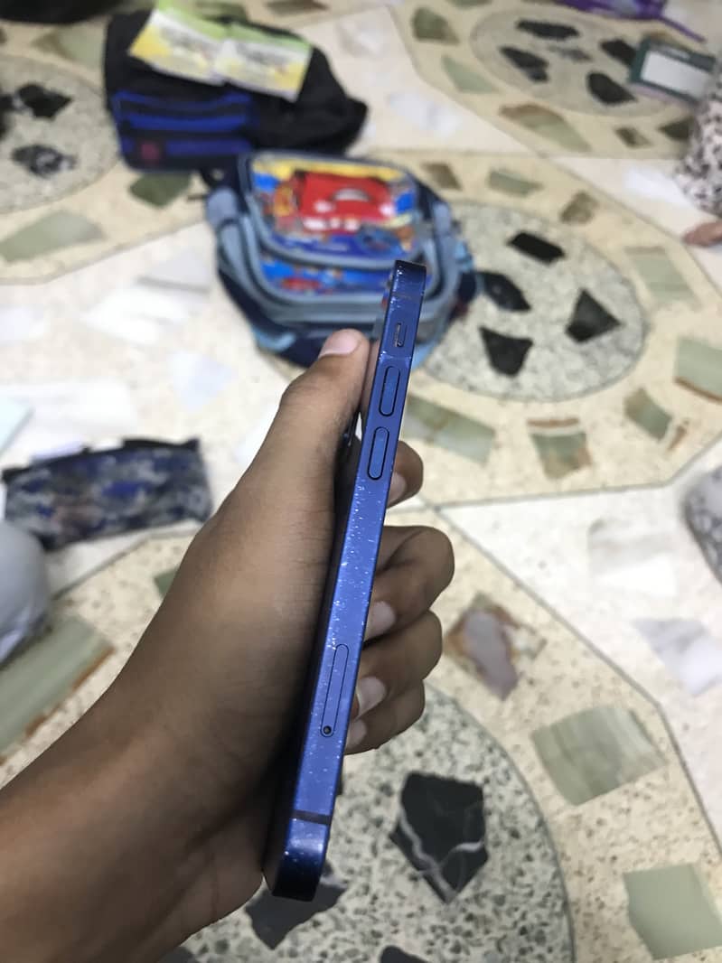iPhone 12 mini 2