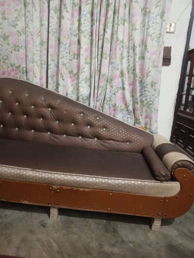 leather wooden dewan