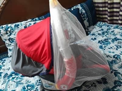 Baby carry cot