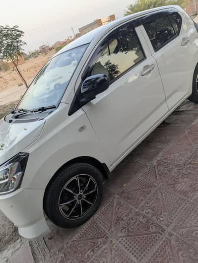 Daihatsu Mira 2021