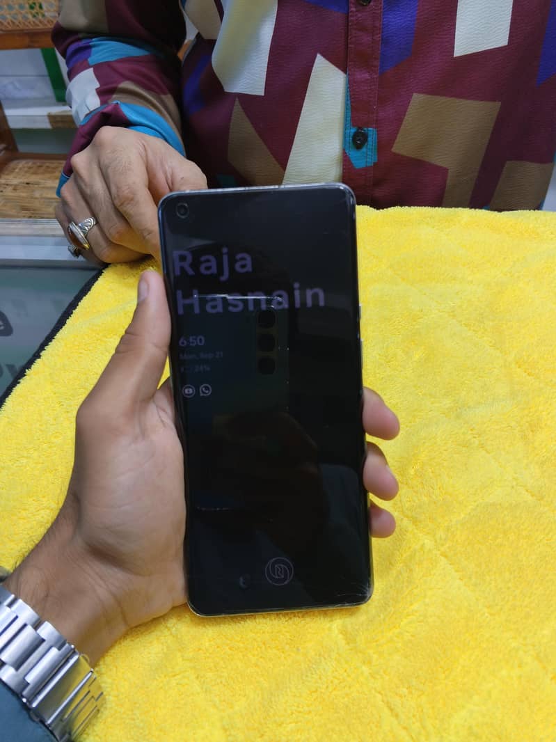 one plus 9 pro 8/256 8