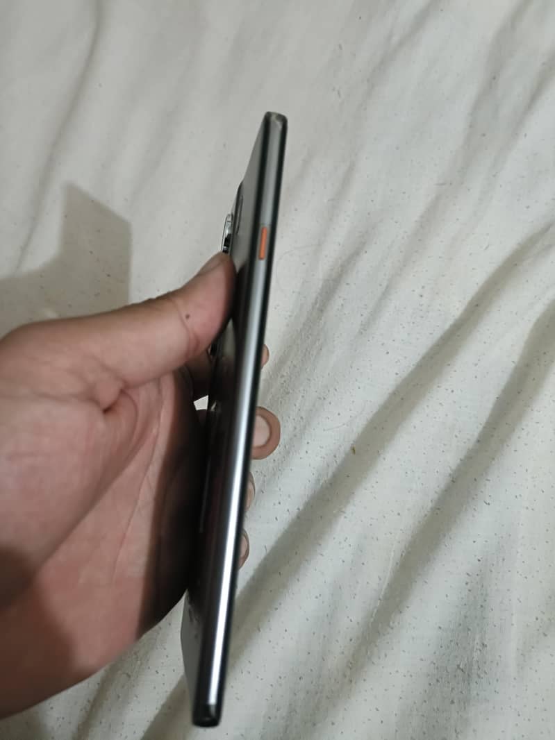 Tecno CAMON 40 Pro 5