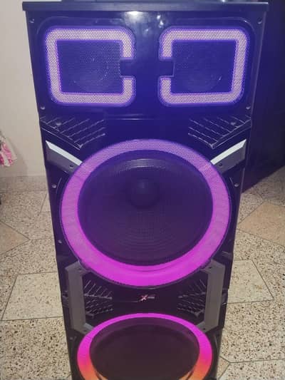 XPOD Thunder-1 Speaker (Brand New) – 2 Wireless Mics & Warranty