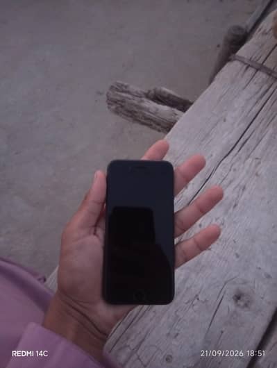 Apple iPhone 8