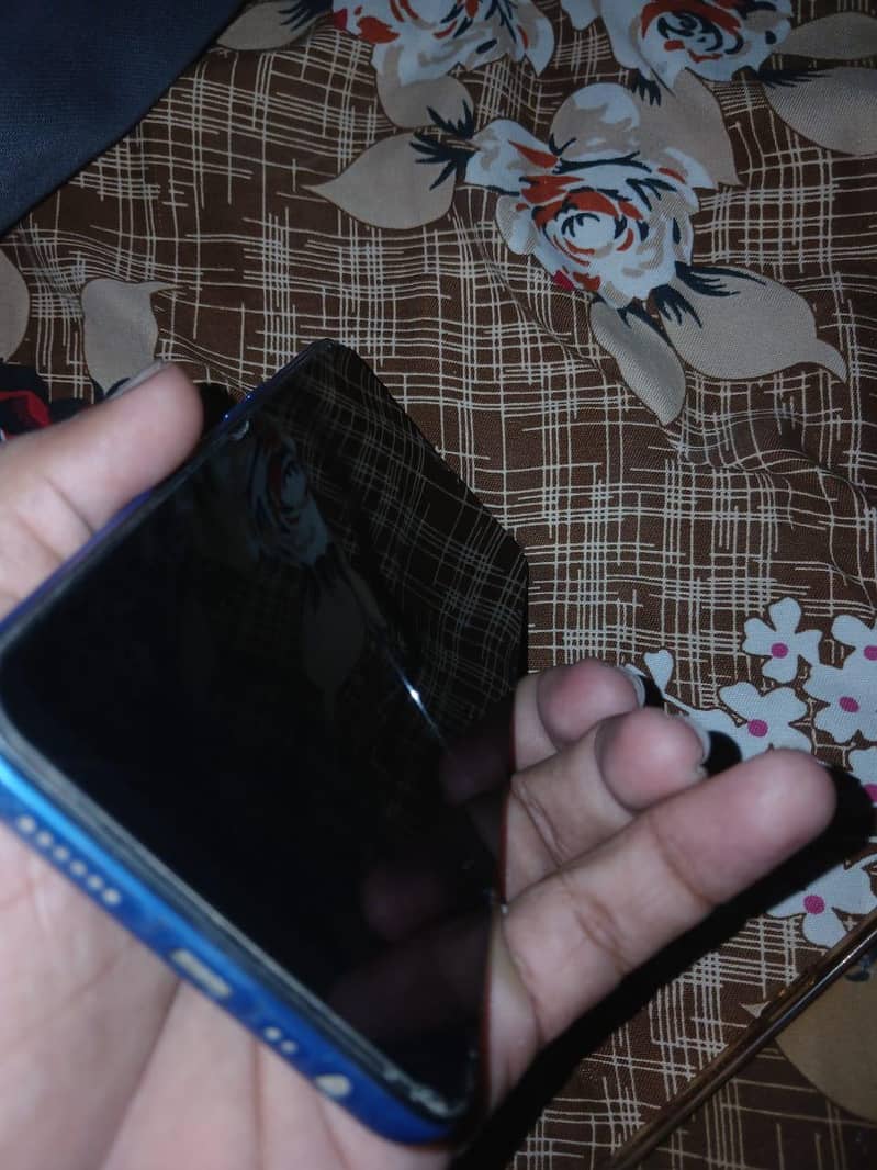 OPPO A5s 4