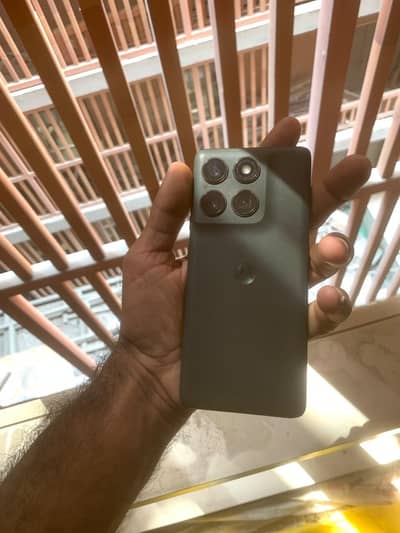 Motorola edge 2025
