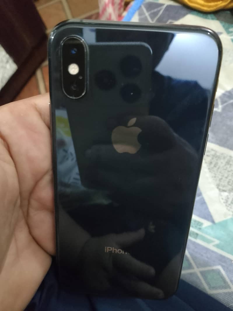 Apple iPhone XS 1