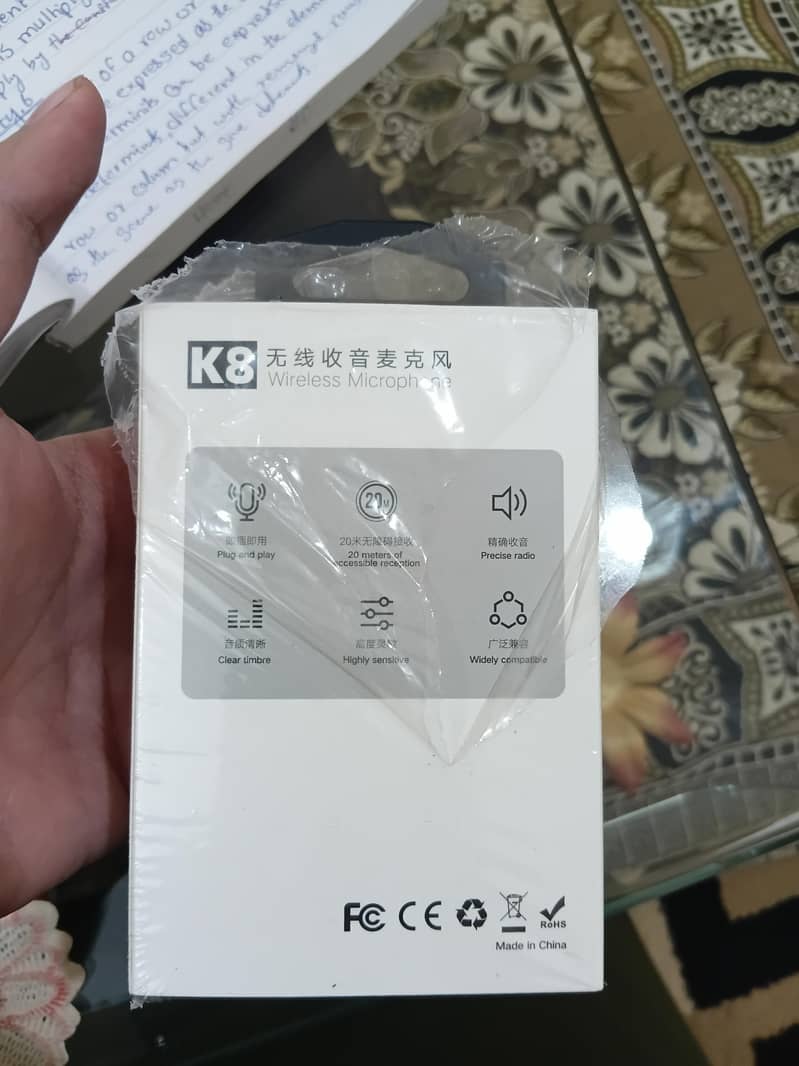 K8 Wireless Microphone 1