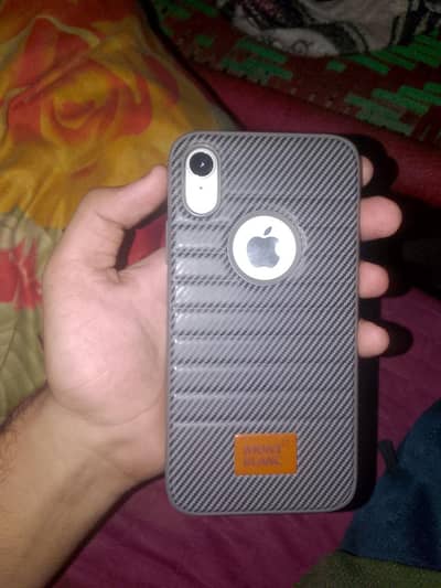 Apple iPhone XR