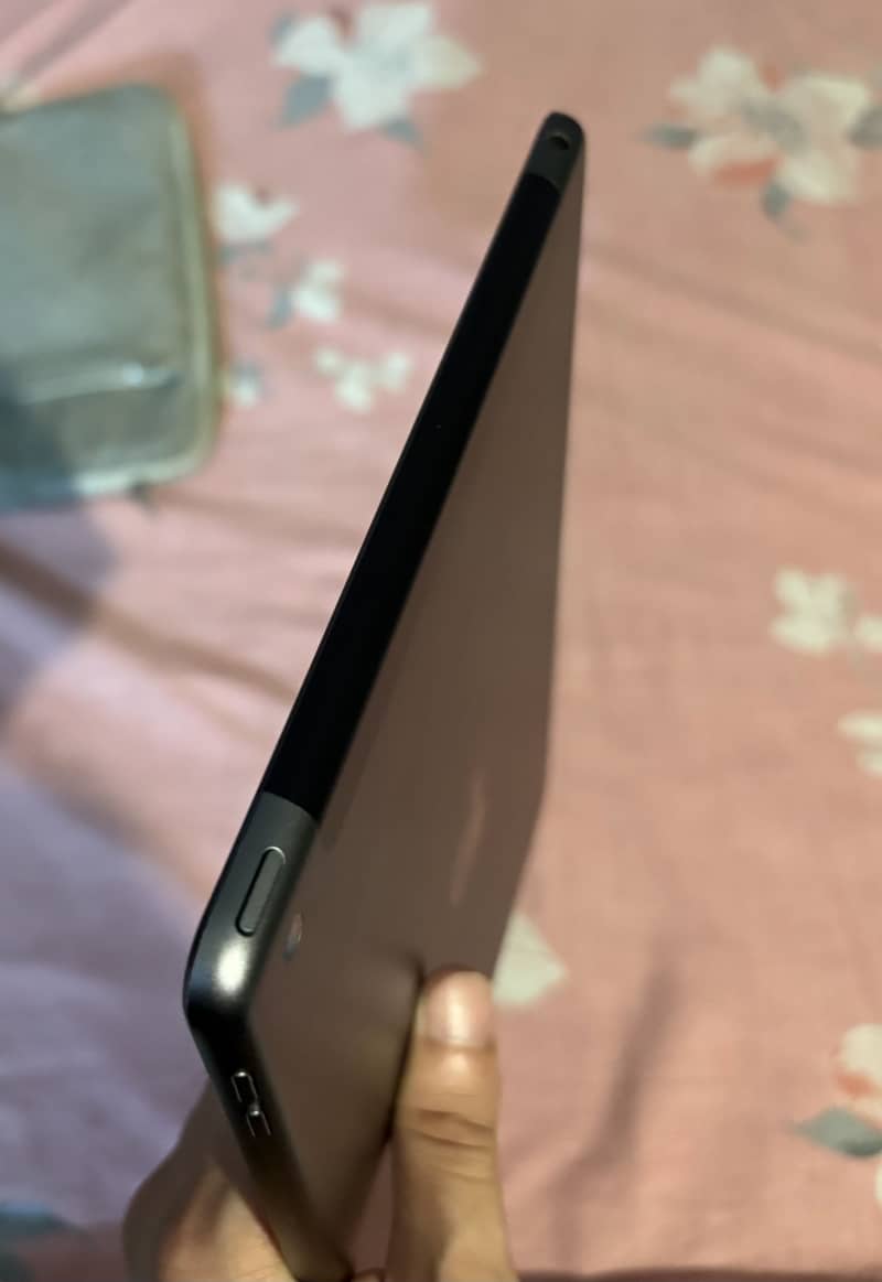 iPad 8th Generation 32GB 3