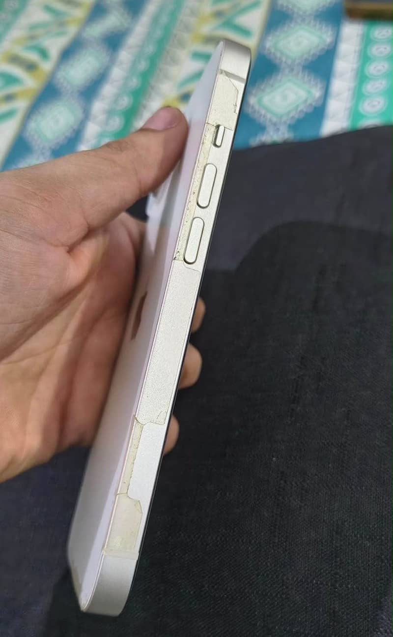 Apple iPhone 14 1