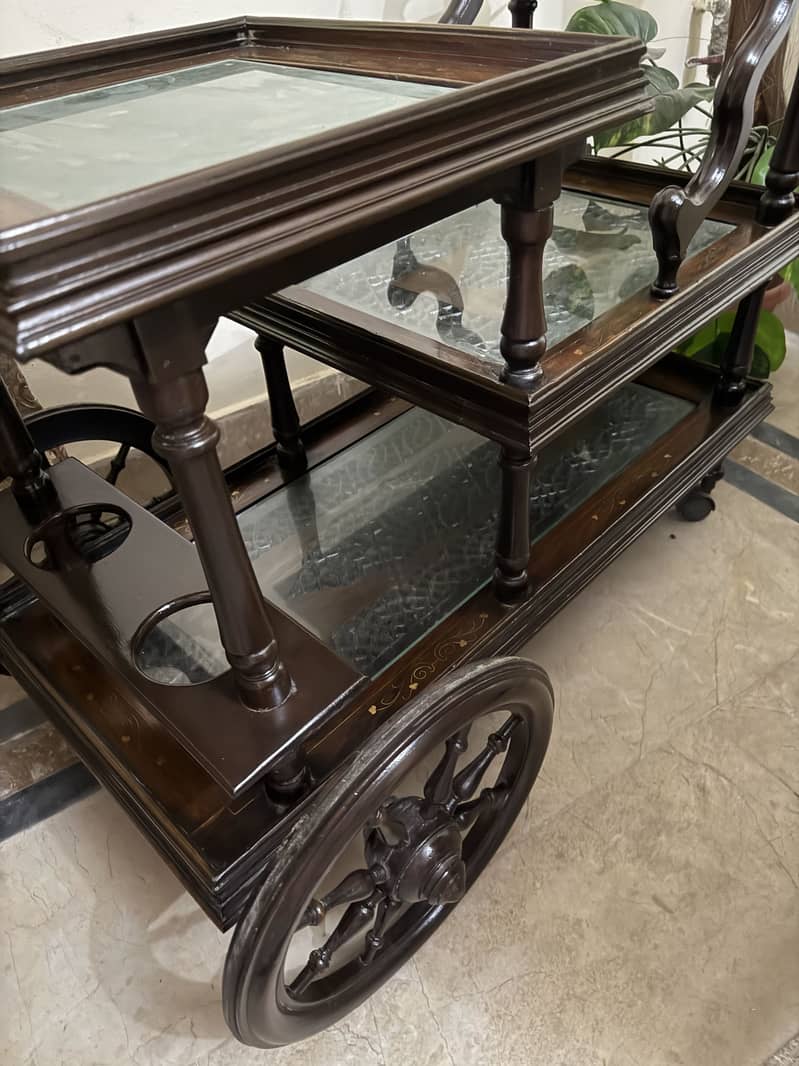 Tea trolly 1