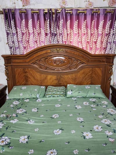 Complete Bed Set - Room Furniture