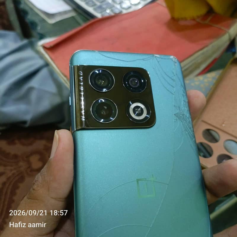 One Plus 10 Pro 5
