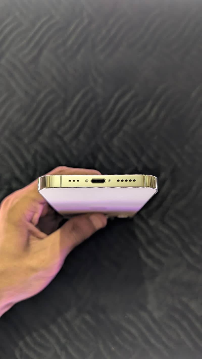 Apple iPhone 13 Pro 1
