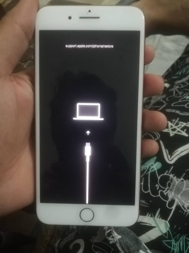 Apple iPhone 7 Plus 1