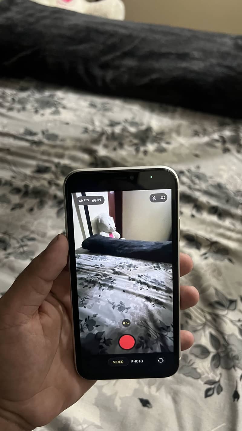 Apple iPhone 11 9