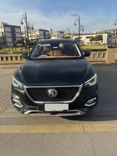 MG HS 2023