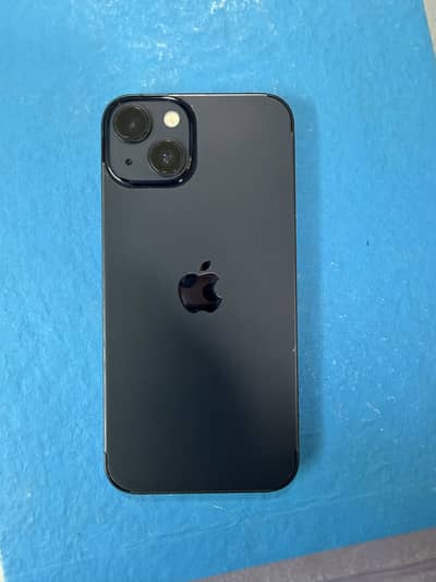 Apple iPhone 13