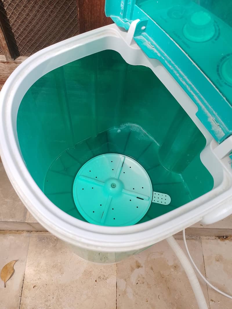 Small Washing Machine 1