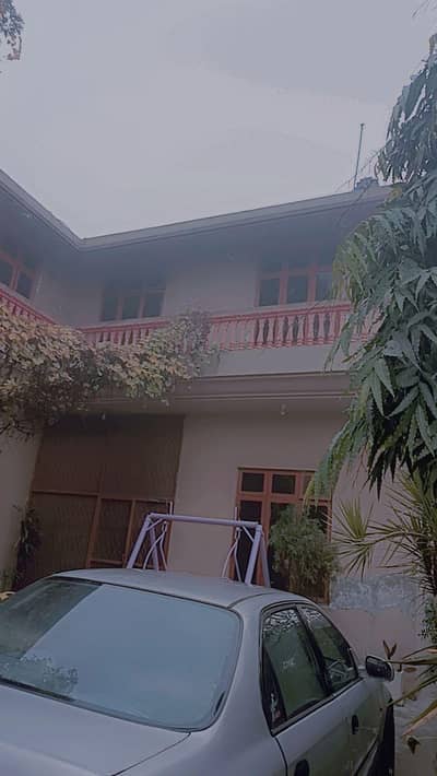 11 Marla luxury house for rent