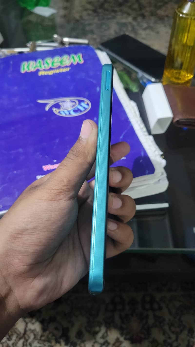 HMD Aura 2 8/256 [4+4] 4