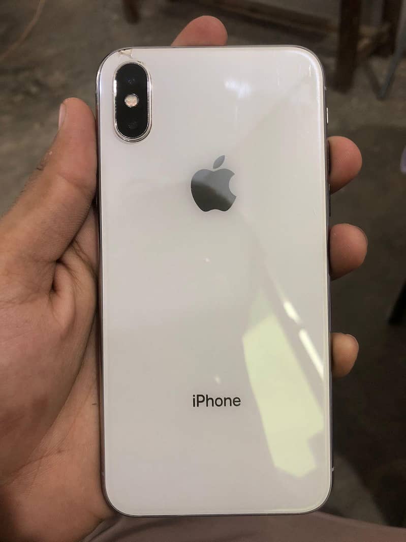 Apple iPhone X 4